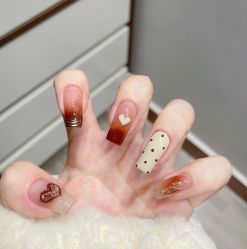 -兔猫ToMoreNails美甲美睫