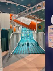 -奈尔宝家庭中心·亲子餐厅(鄞州万达店)