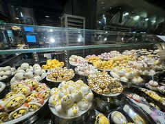 -胖东来生活广场(健康路店)