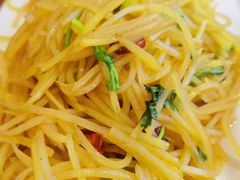 -鲁南仔·滕州炒鸡(经三路店)