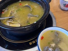 姬松茸炖鸡-妈妈的味道(和顺古镇店)