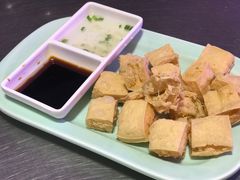 -白玉兰食品甜凤店(合生汇店)