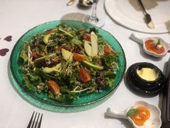 瘦身牛油果藜麦沙拉-Wei菋·Le Bistrot