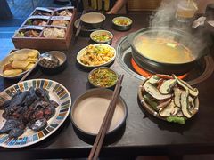 -芸鲜季·云南野生菌餐厅· 云南风物味研社(闵行店)