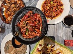 -肥肥虾庄·金牌油焖大虾(杨园滨江时代walk店)