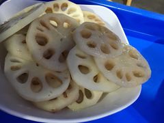 -小辣椒汤锅烧烤(温泉南街店)