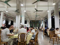 大堂-标记美食新鲜猪杂(兴南大道店)