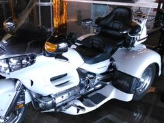 -苏州金鸡湖中茵皇冠假日酒店