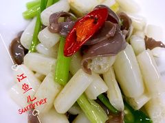 -江渔儿酸菜鱼(万科东荟城店)