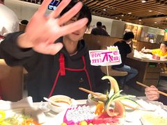 -海底捞火锅鲜切牛肉主题店(长寿路店)