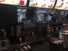 -麦当劳(吴圩机场店)