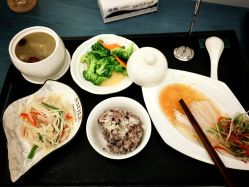 -馨果汇月子产康中心(南湖公园店)