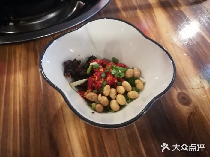 丹丹妹苗家砂锅酸辣烫图片