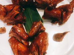 红烧乳鸽-汤城小厨•粤菜•靓汤(金宝街店)