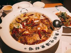-江渔儿酸菜鱼(奥园广场金发购物中心店)