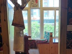 -田家大院东北农家菜铁锅炖(西安总店)