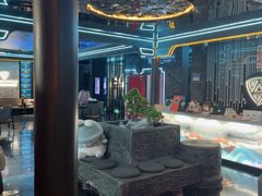 -屋有岛沉浸游戏旗舰店(中山公园店)