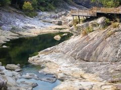 -燕子河大峡谷天坑仙境