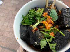 -黑色经典臭豆腐·湖南特产(步行街店)