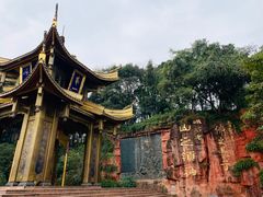 -峨眉山报国寺