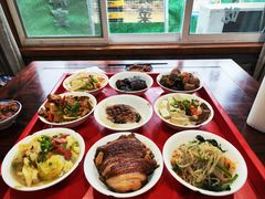 -蓝田九大碗民俗食府(蓝田店)