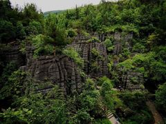 -梭布垭石林景区