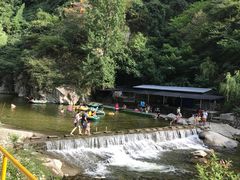 -沣峪森林公园龙潭戏水景区