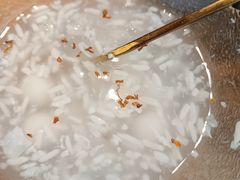 -蜜桃餐厅·伴山(湖滨商业街店)