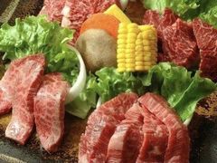 -炼火烤肉店
