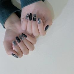 -悦指间美甲美睫
