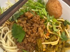 -王拐拐热干面·武汉三鲜豆皮(徐家汇店)