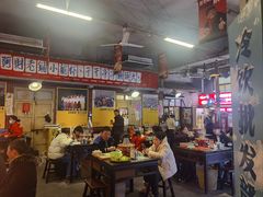 -阿财老铺·老蚌埠龙虾城(华夏总店)