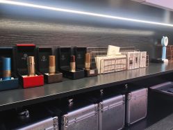 -纤指百魅美甲美睫