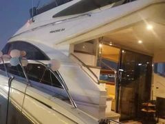 -黄浦江游览十六铺3号码头网红自助餐