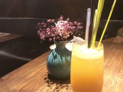 -Carbon莫卡哆·意大利复古集市餐厅(杭州大厦店)
