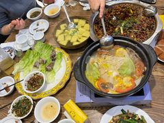 -乡土特色.冷锅鱼.牦牛肉汤锅