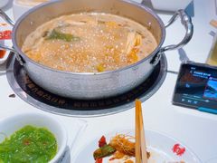 -七欣天香辣蟹火锅(闵行浦江欢乐颂店)
