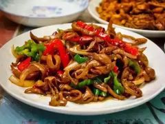 爆炒卤肥肠-蓝精灵饺子店