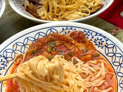 -李与白包子铺(桐梓林店)