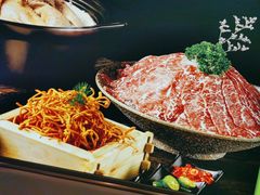 -洪氏嗨捞·广东猪肚鸡·椰子鸡火锅(西咸万象城店)