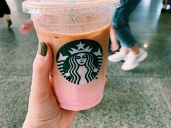 -星巴克(广州南站A18检票口楼上)