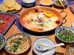 -洱火云南酸菜牛肉火锅(石景山当代商城店)