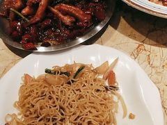-喝丢一只鞋辣炒海鲜小烧烤(三八广场店)