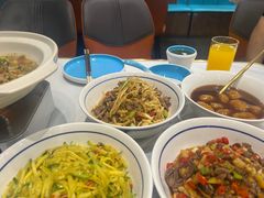 -洞庭米湘·湖南菜(银河SOHO店)