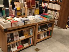-百新书局(尚悦湾店)