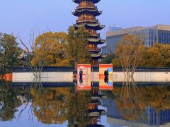 -龙华寺