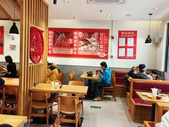 -南城香·饭香串香馄饨香(青年路店)