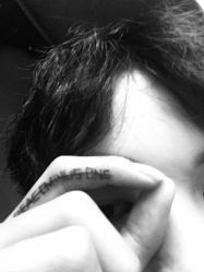 -V一刺青·纹身   穿孔    清洗