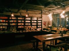 -阅西安新华书店(翠华南路店)