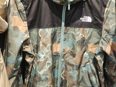 -百联奥特莱斯广场(南京店)